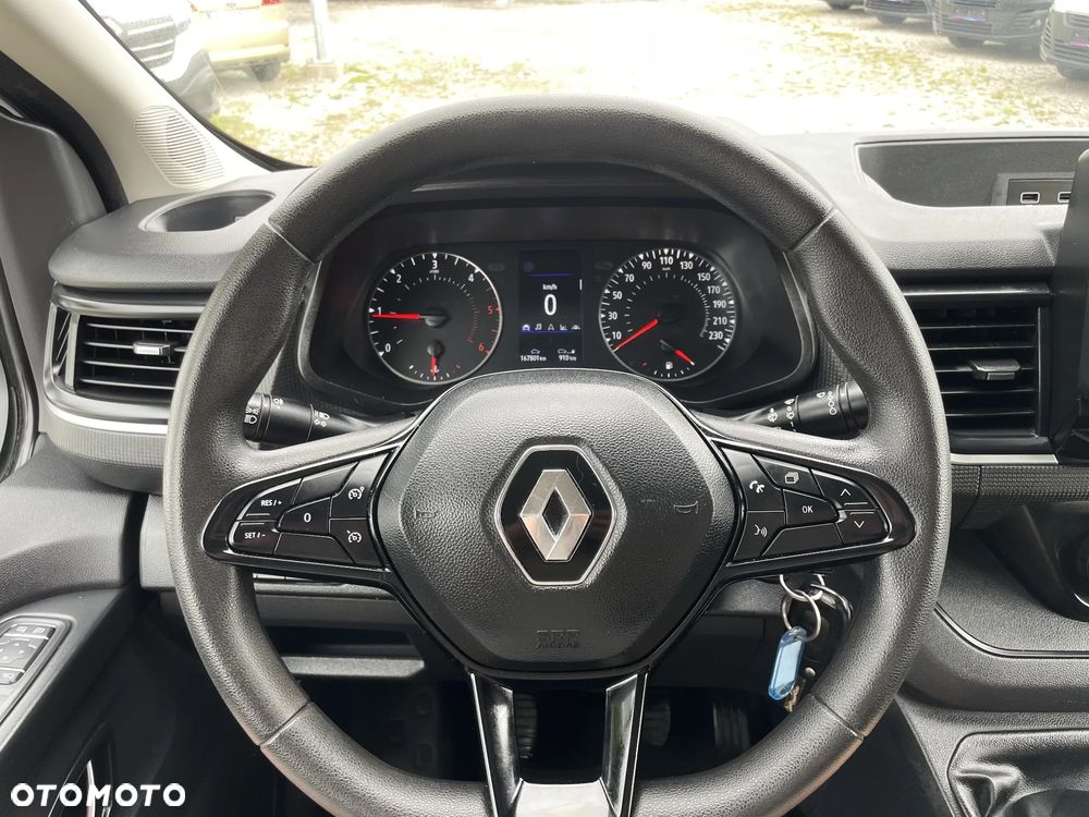 Renault Trafic - 10