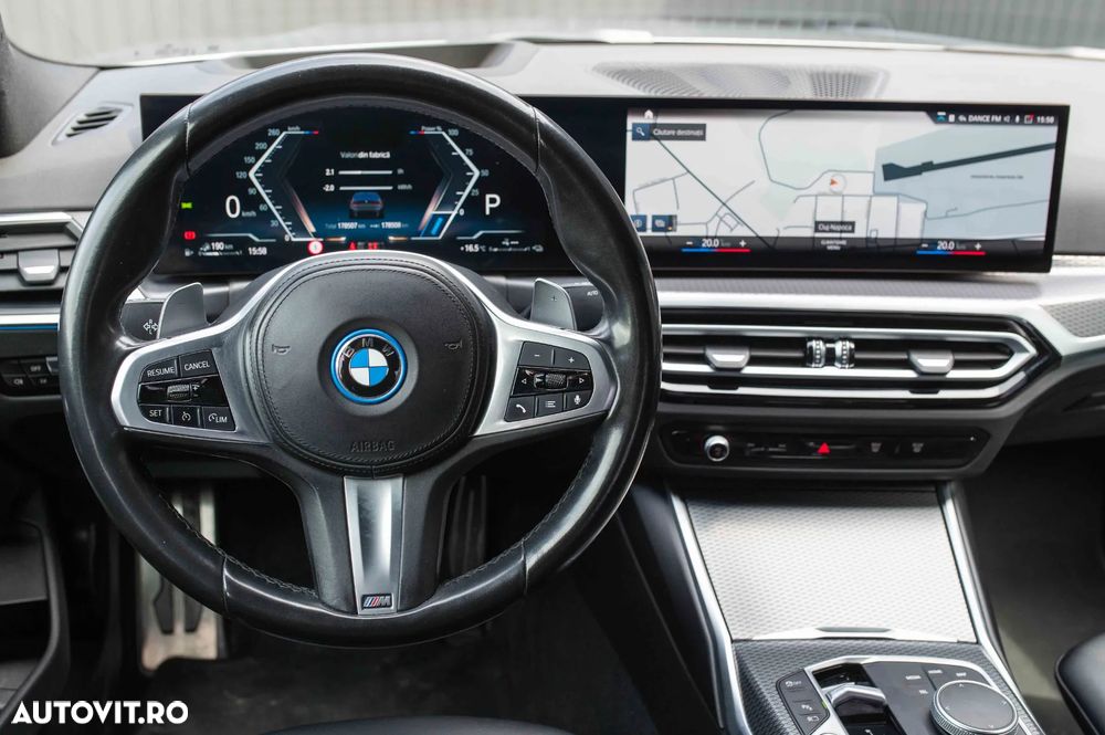 BMW Seria 3 330e Aut. M Sport - 14