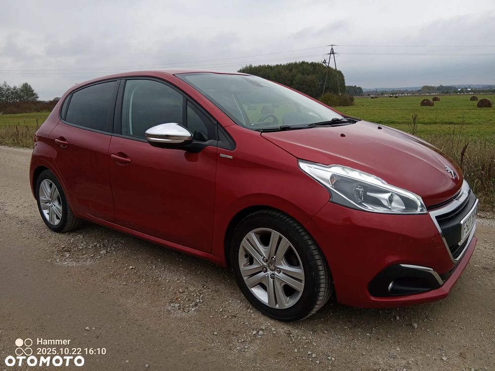 Peugeot 208 1.2 PureTech Allure - 6