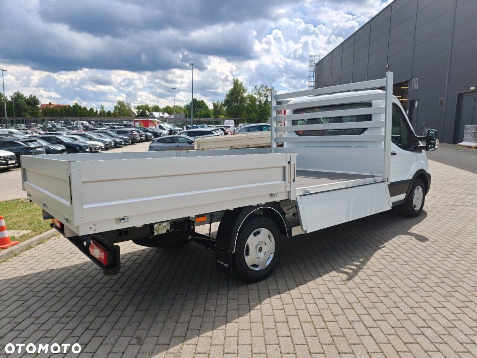 Ford Transit - 6