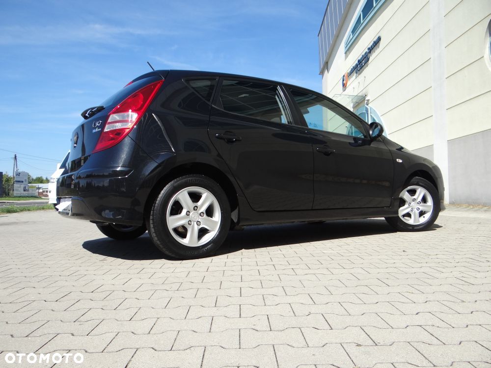 Hyundai i30 1.4 Blue Comfort - 21