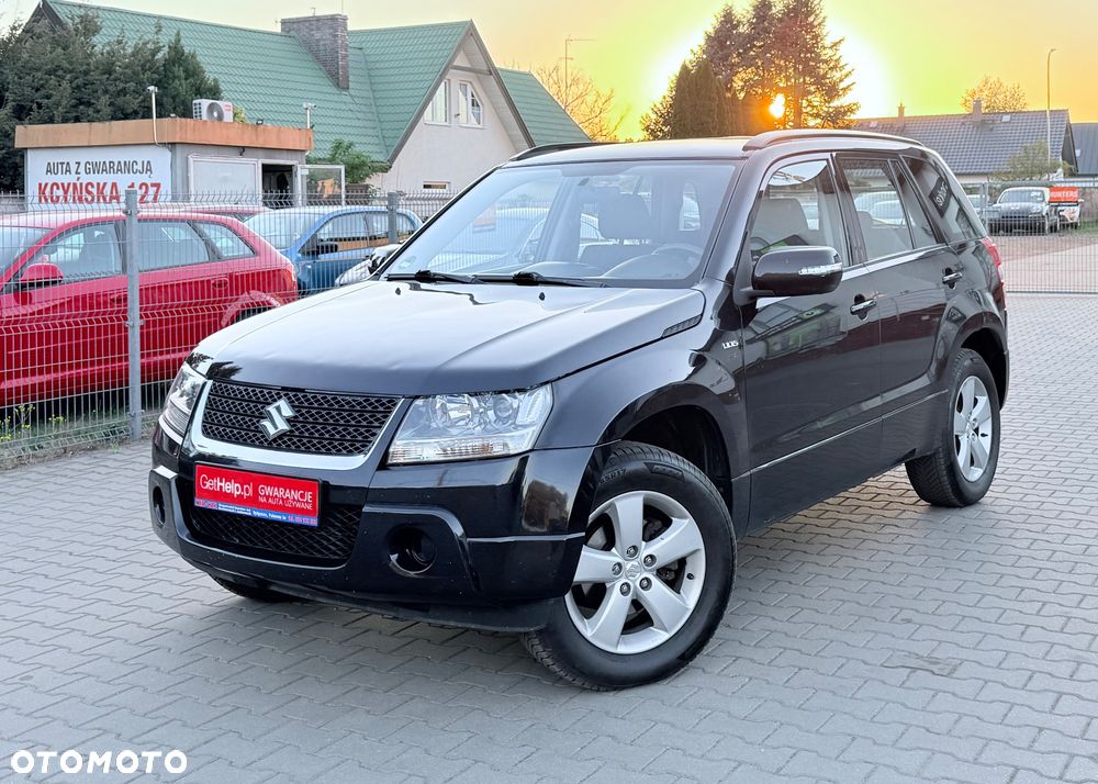 Suzuki Grand Vitara 1.9 DDiS Club DPF Family - 24