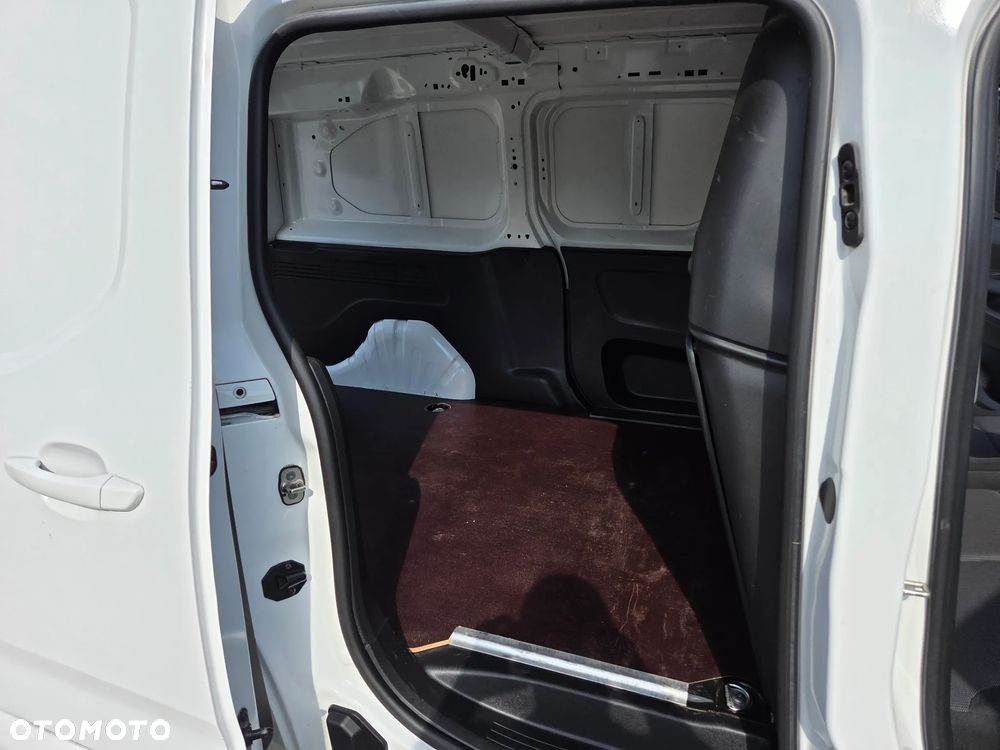 Opel Combo XL 1.5 CDTI Edition S&S - 24