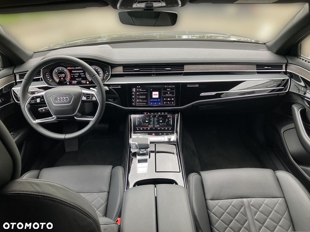 Audi A8 - 16