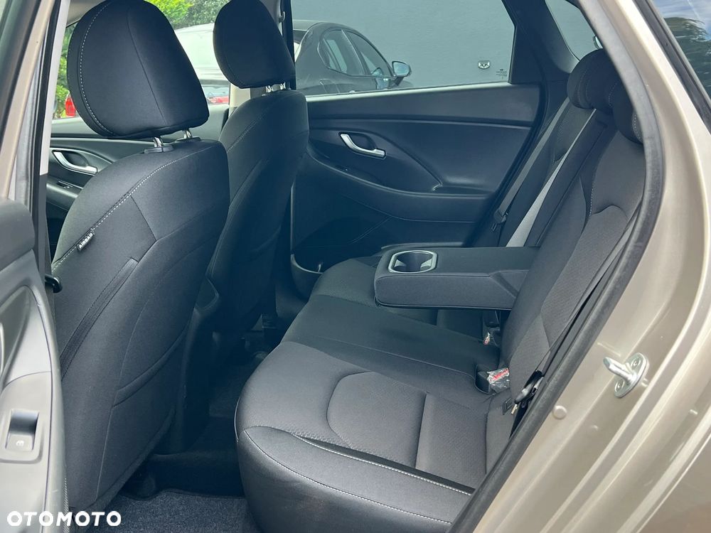 Hyundai i30 1.4 T-GDI Style - 16