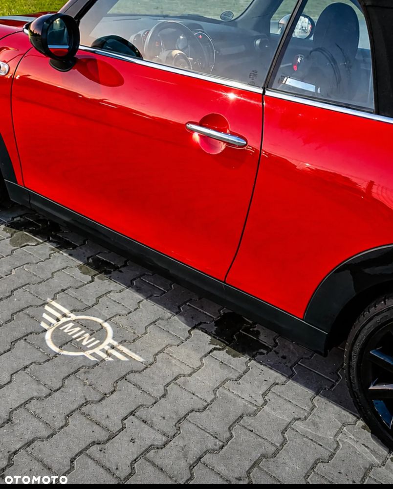 MINI Cooper Sidewalk Trim - 41