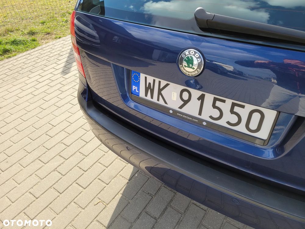 Skoda Octavia 2.0 FSI Ambiente - 9