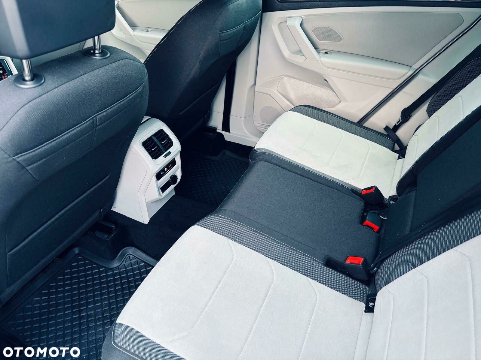 Volkswagen Tiguan 1.5 TSI EVO Elegance DSG - 15