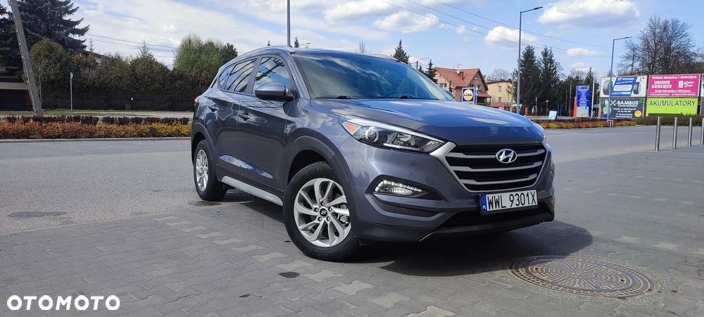 Hyundai Tucson - 2