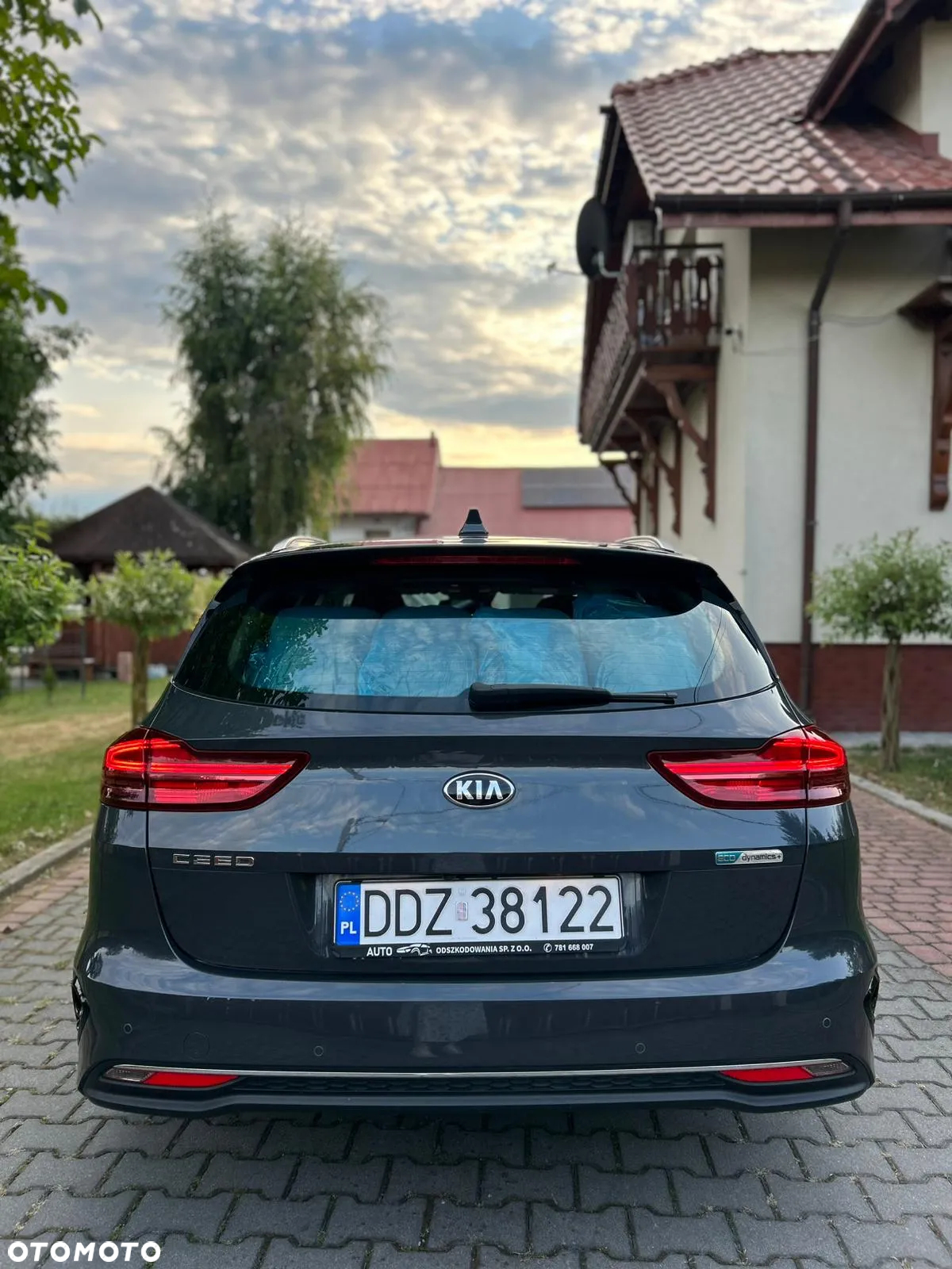 Kia Ceed 1.6 CRDi SCR L Business Line Plus DCT - 19