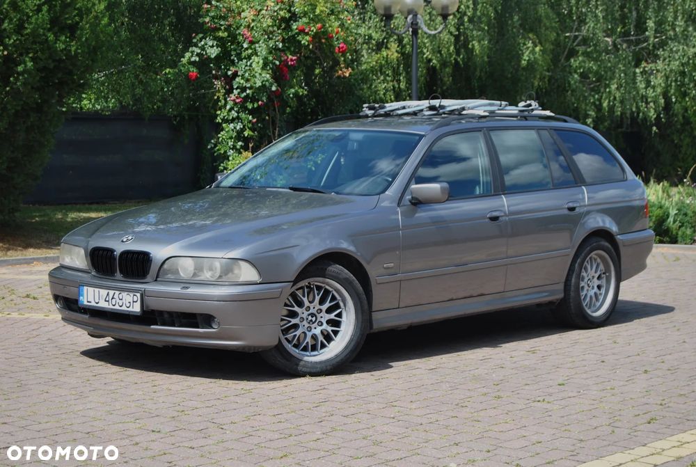 BMW Seria 5 - 1