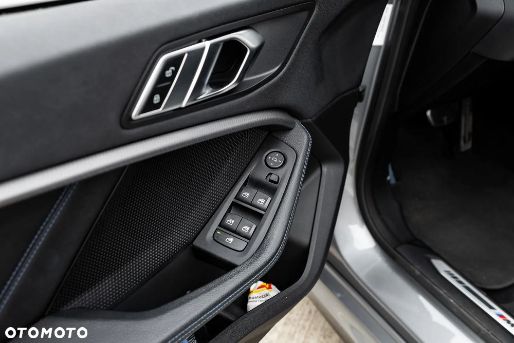BMW Seria 2 218i - 17