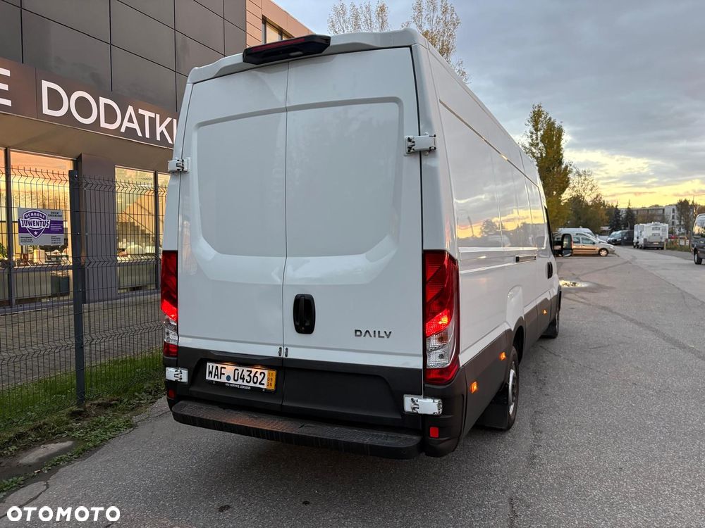 Iveco Daily 35S180 L4h2 Maxi Long - 17