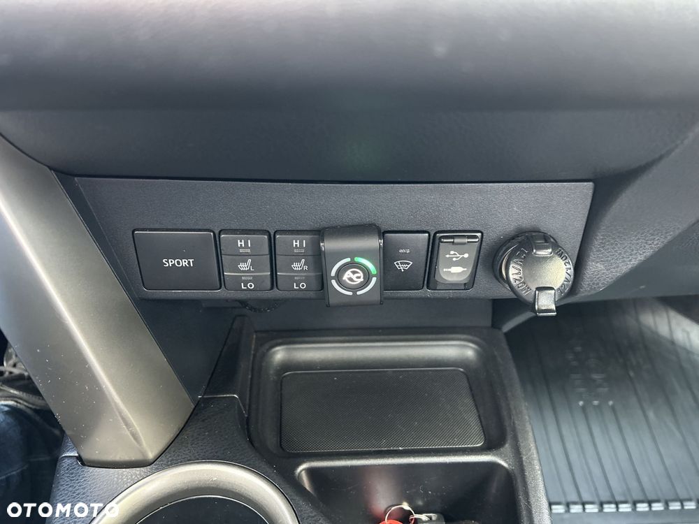 Toyota RAV4 2.0 Premium 4x4 - 18