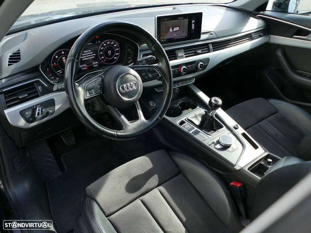 Audi A4 Avant 2.0 TDI Advance - 28