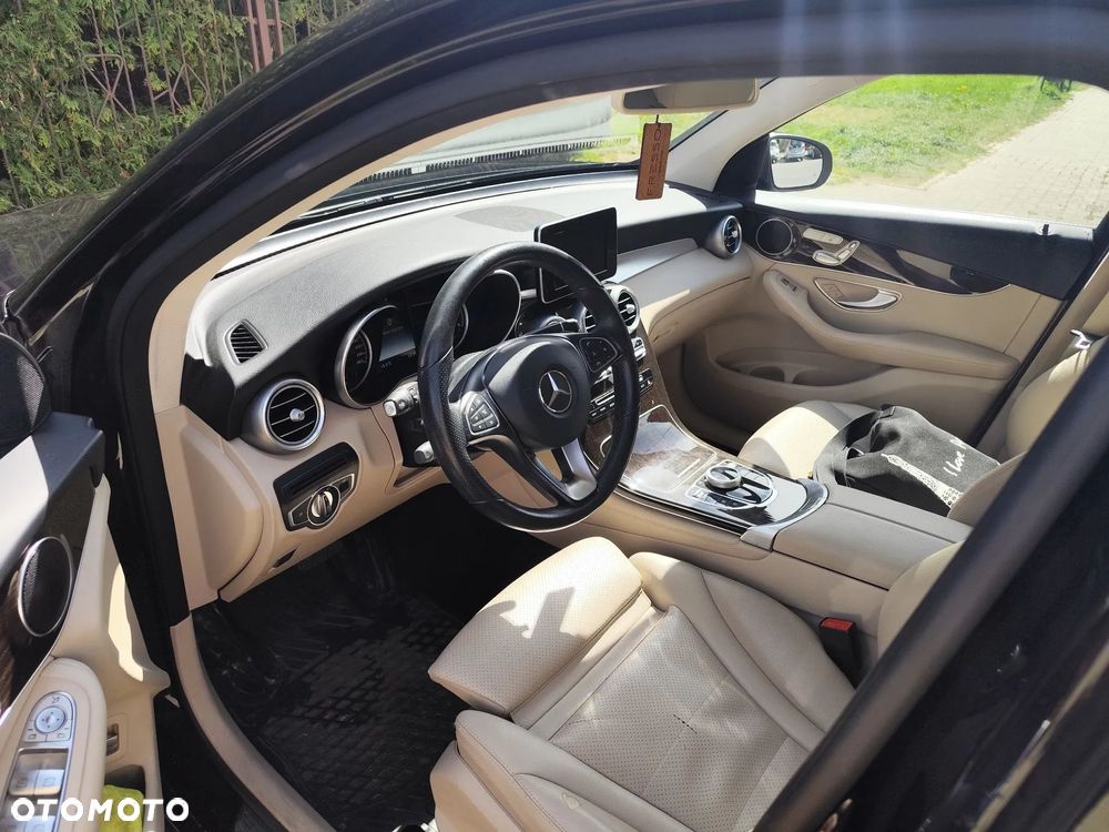 Mercedes-Benz GLC 300 4-Matic - 7