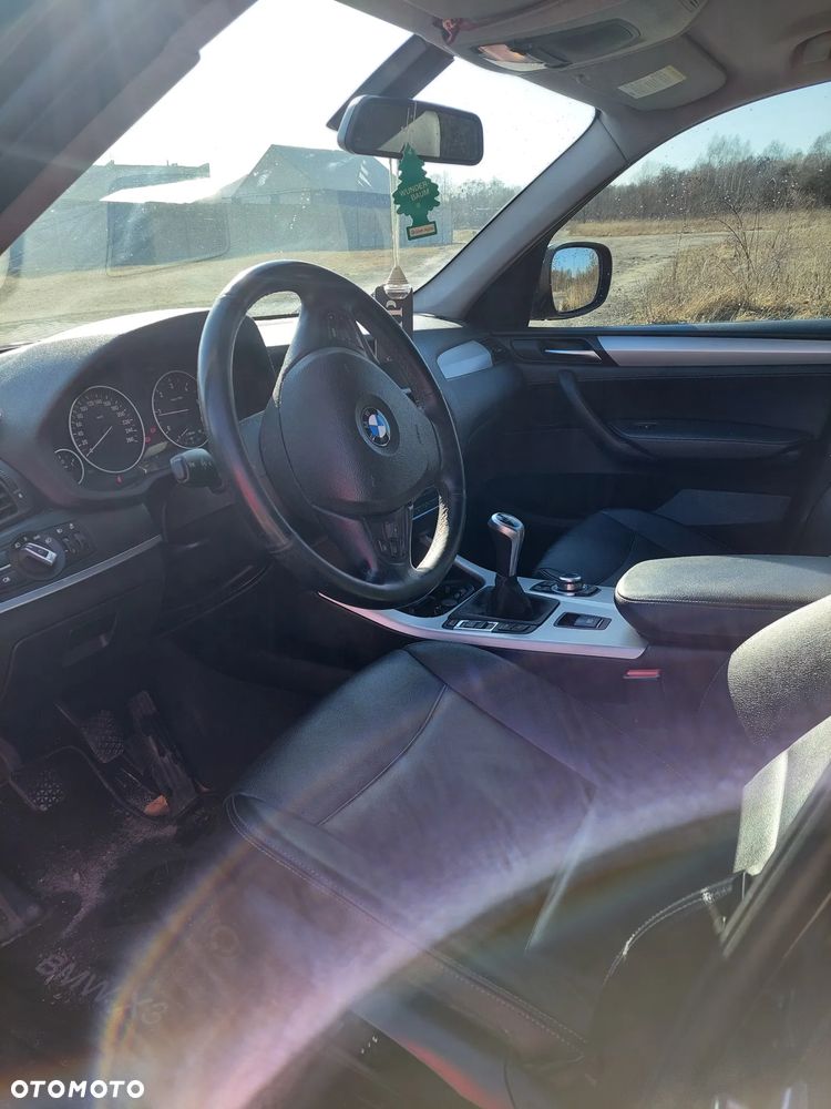 BMW X3 2.0d - 9
