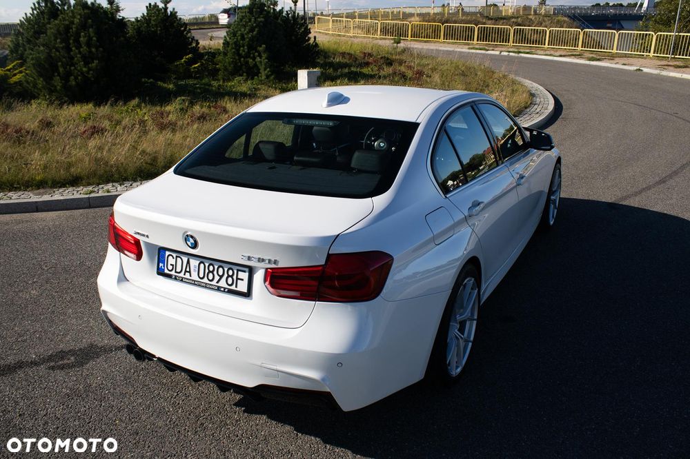 BMW Seria 3 330i GPF xDrive M Sport - 16