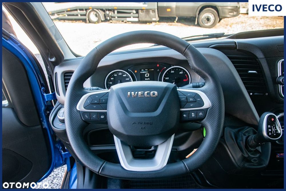 Iveco Daily 70C18HA8/P Hi-Matic Autolaweta Pomoc Drogowa 3.0 180KM - 28