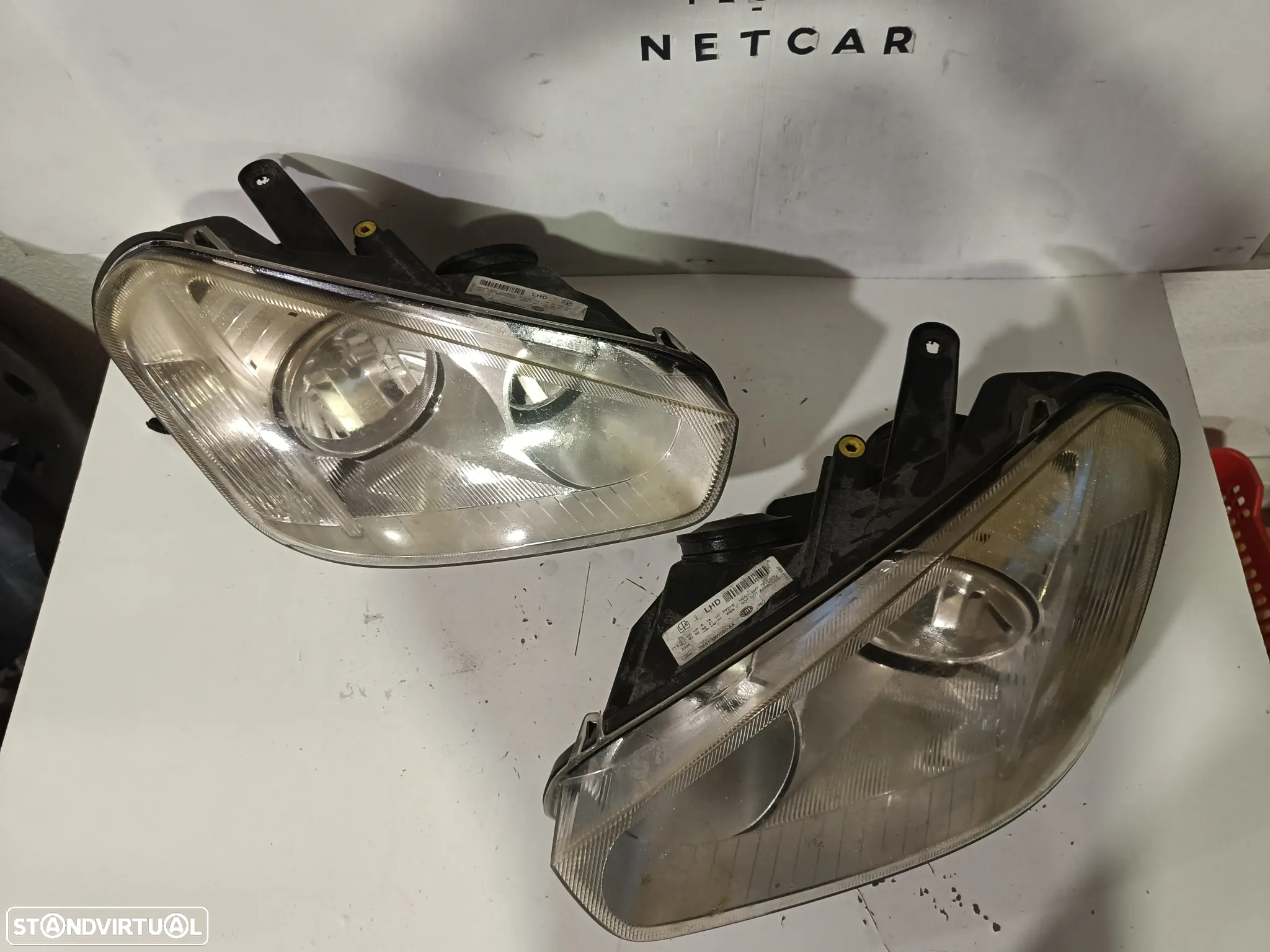 Farol óptica Ford c max 2008 - 5