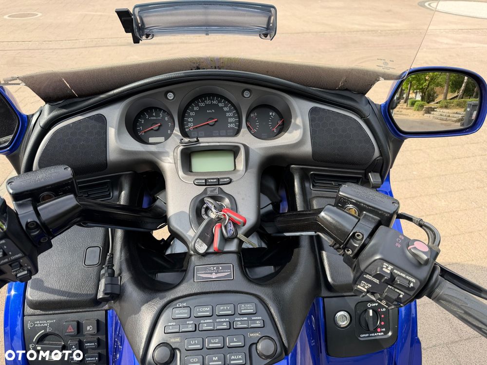 Honda GL - 9