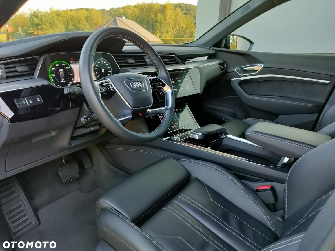 Audi e-tron 55 Quattro S Line - 22