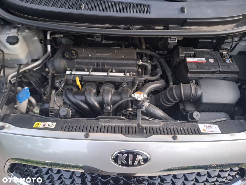Kia Venga 1.6 Business Line - 24