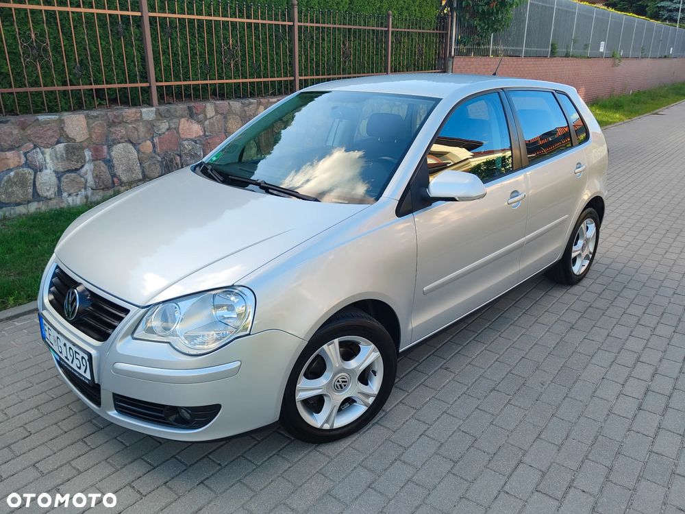 Volkswagen Polo 1.4 Comfortline - 2