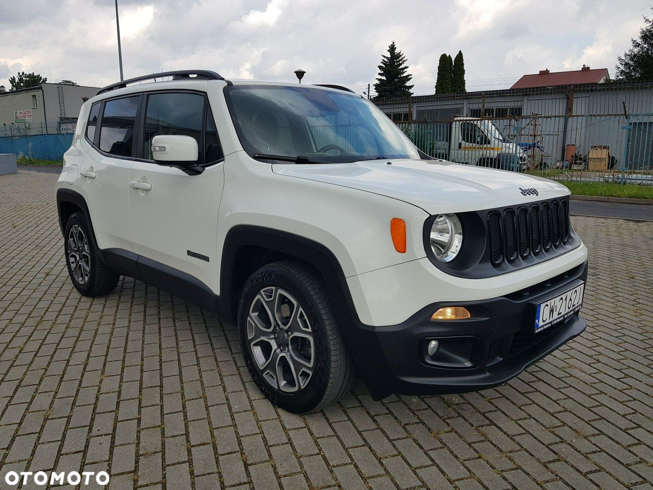 Jeep Renegade 1.6 E-torQ Longitude Adventure Edition - 3