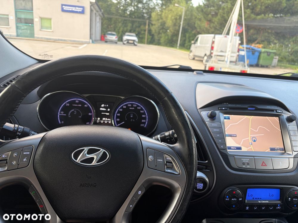 Hyundai ix35 2.0 CRDi Premium 4WD - 23