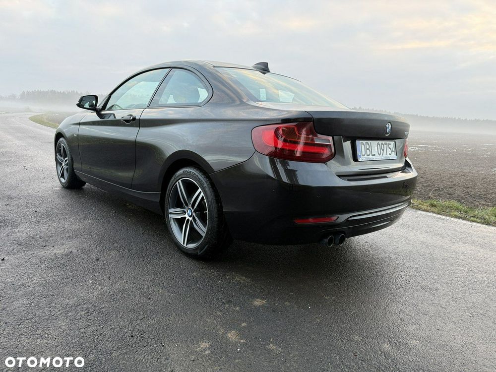 BMW Seria 2 220i Sport Line - 28