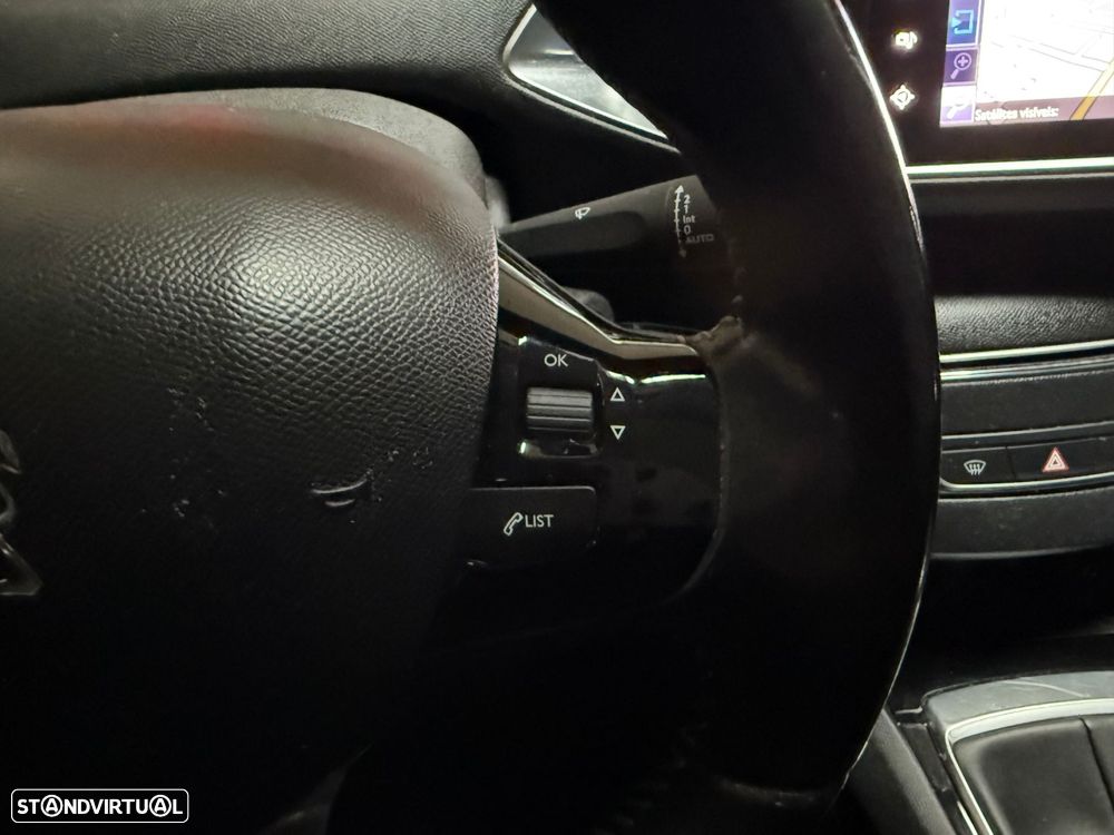 Peugeot 308 SW 1.6 BlueHDi Allure - 17