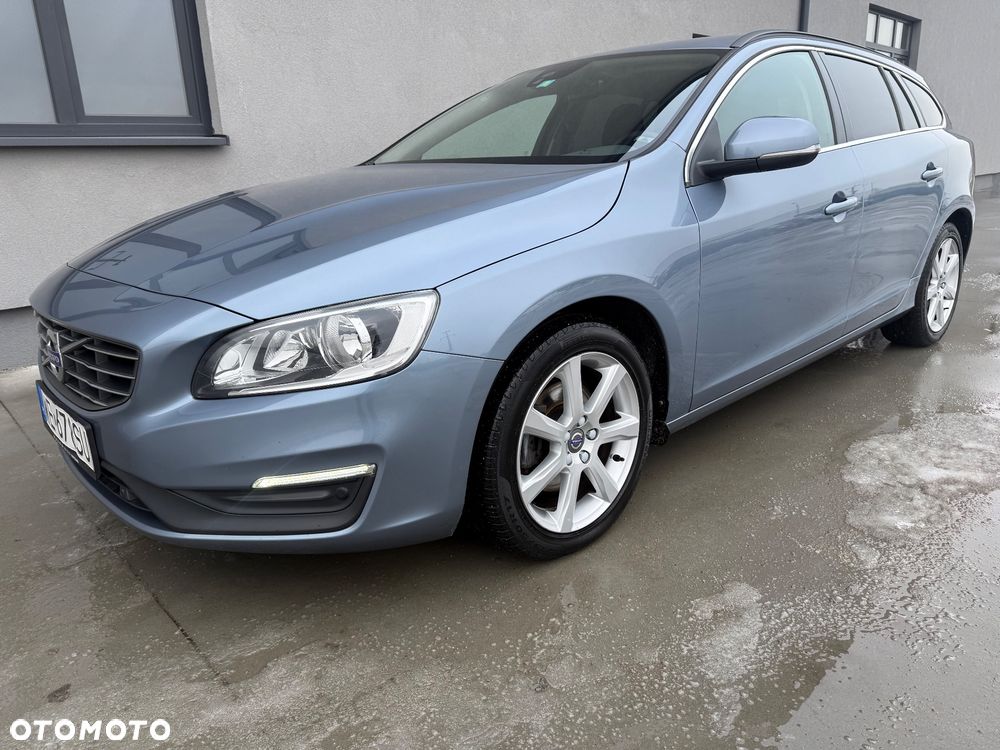 Volvo V60 D4 Drive-E Momentum - 2