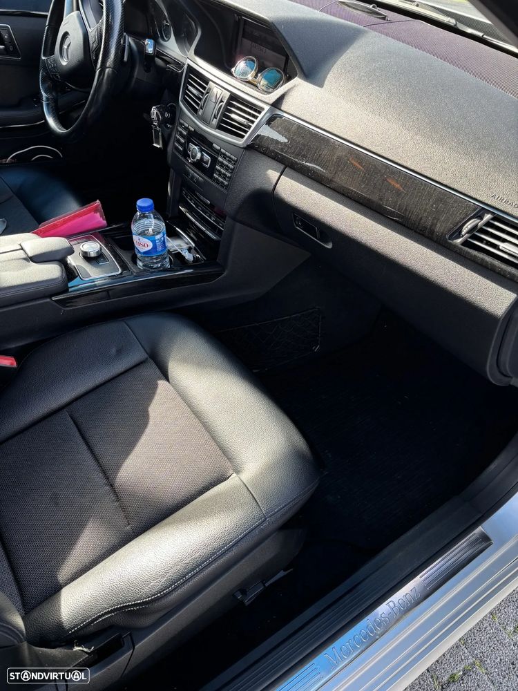 Mercedes-Benz E 300 Bluetec Hybrid Avantgarde - 12
