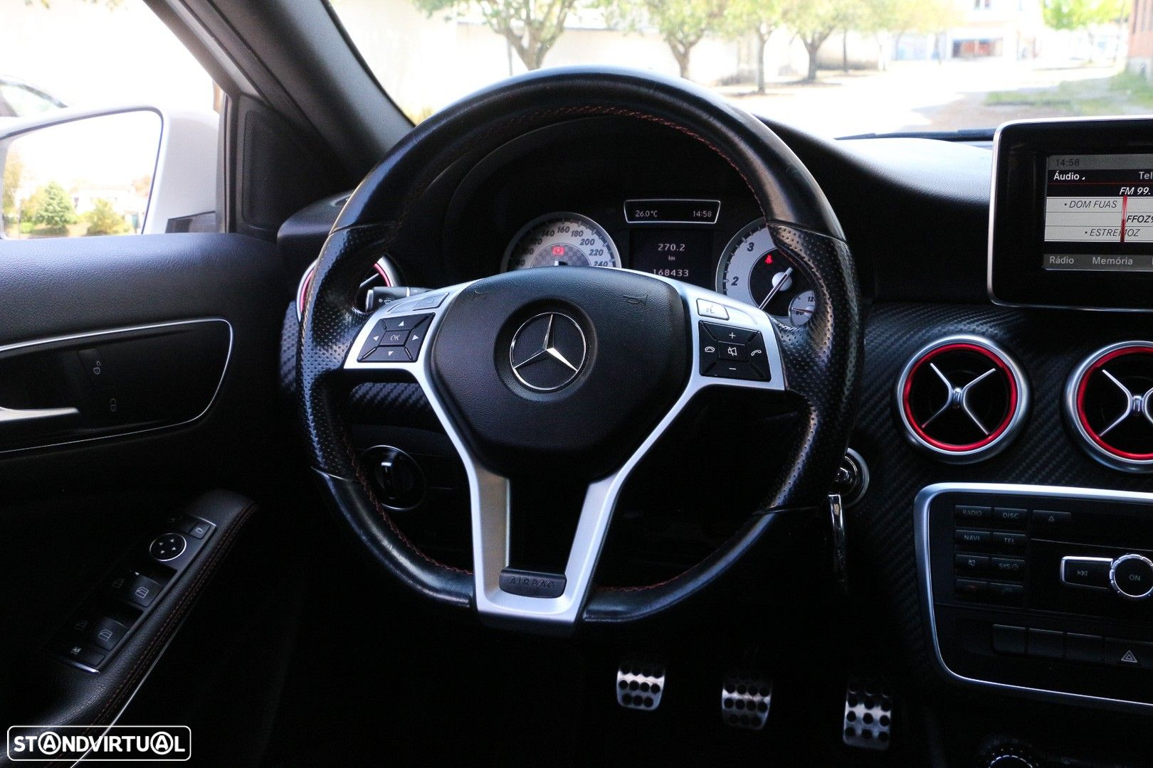 Mercedes-Benz A 200 CDi BE AMG Line - 12