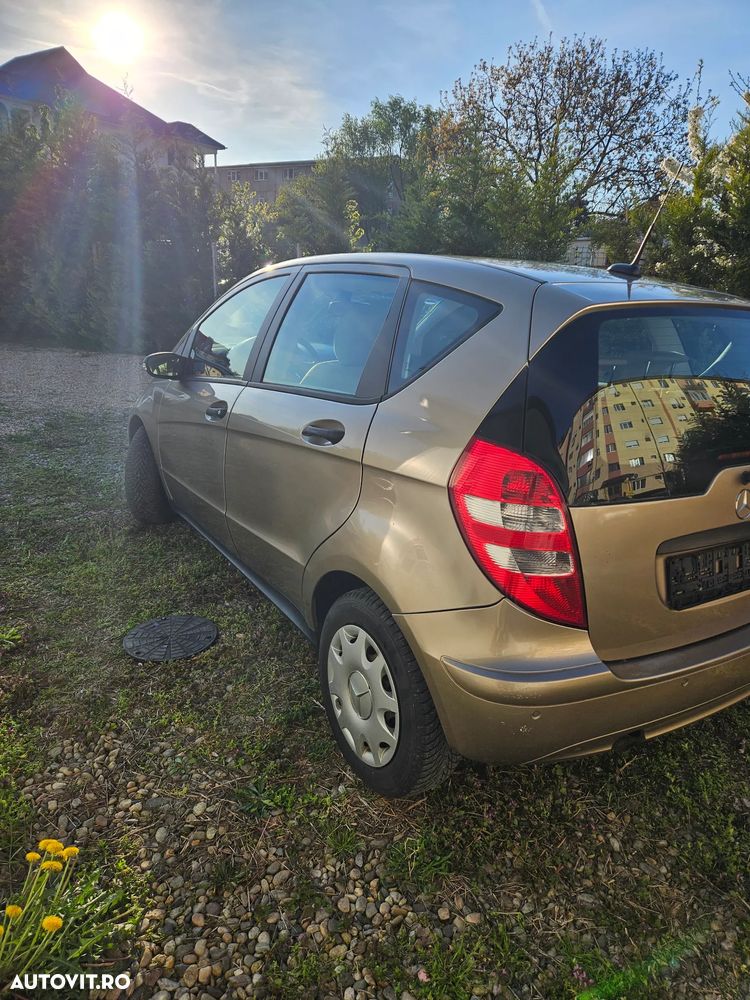 Mercedes-Benz A 150 Autotronic Elegance - 3