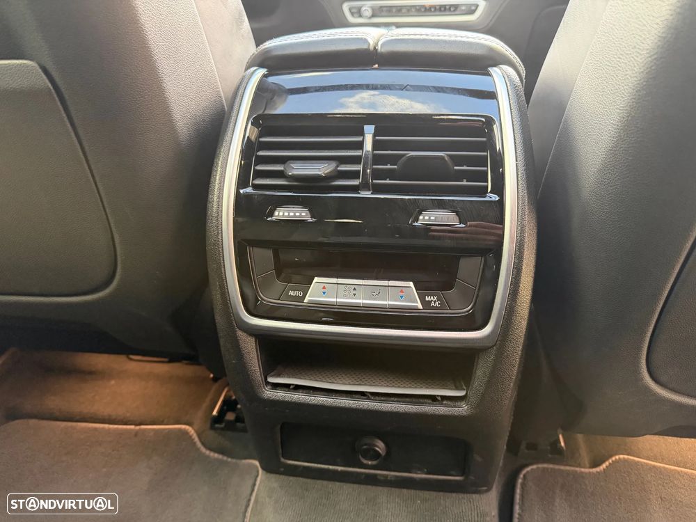 BMW X6 30 d xDrive Pack M - 12