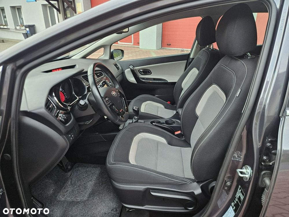 Kia Ceed 1.6 CRDi SCR L Business Line Plus - 20