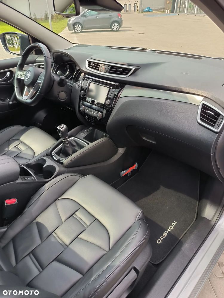Nissan Qashqai 1.3 DIG-T Tekna - 17