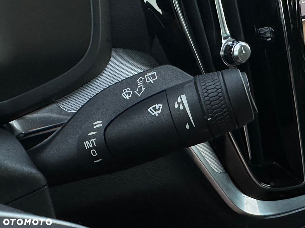 Volvo V60 D4 Inscription - 31