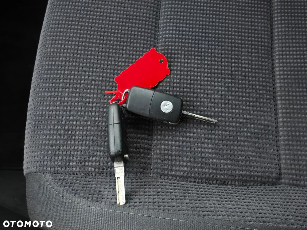 Volkswagen Jetta 1.6 United - 30