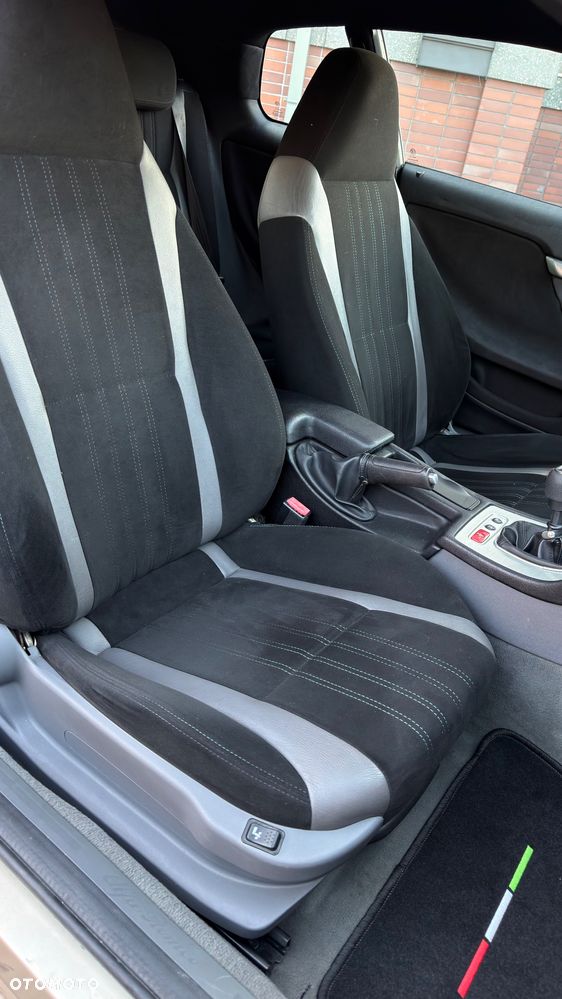 Alfa Romeo Brera 2.4 JTDM 20V DPF - 20