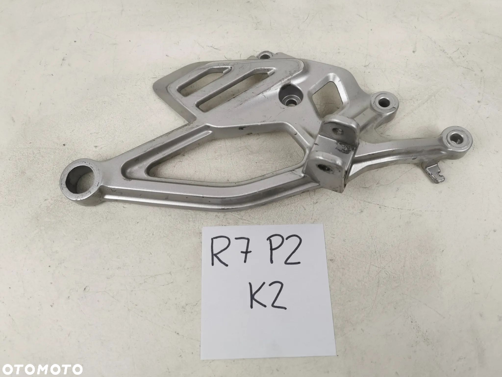 Yamaha R125 set prawy przód kierowcy 19- - 1