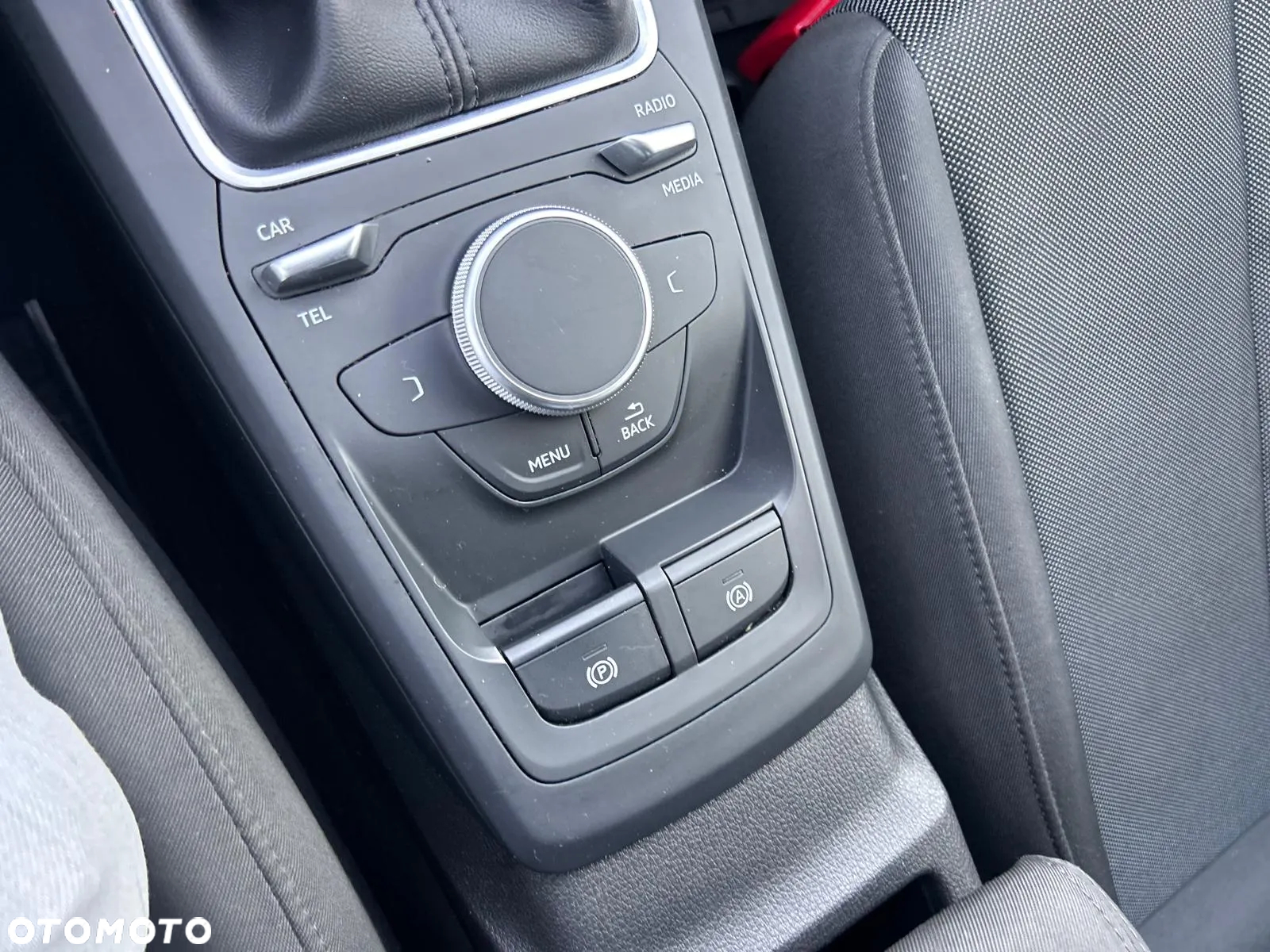Audi Q2 30 TFSI - 24