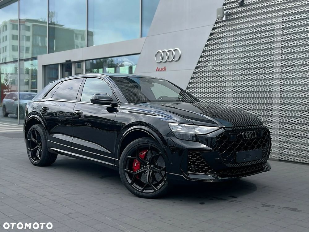 Audi RS Q8 - 9