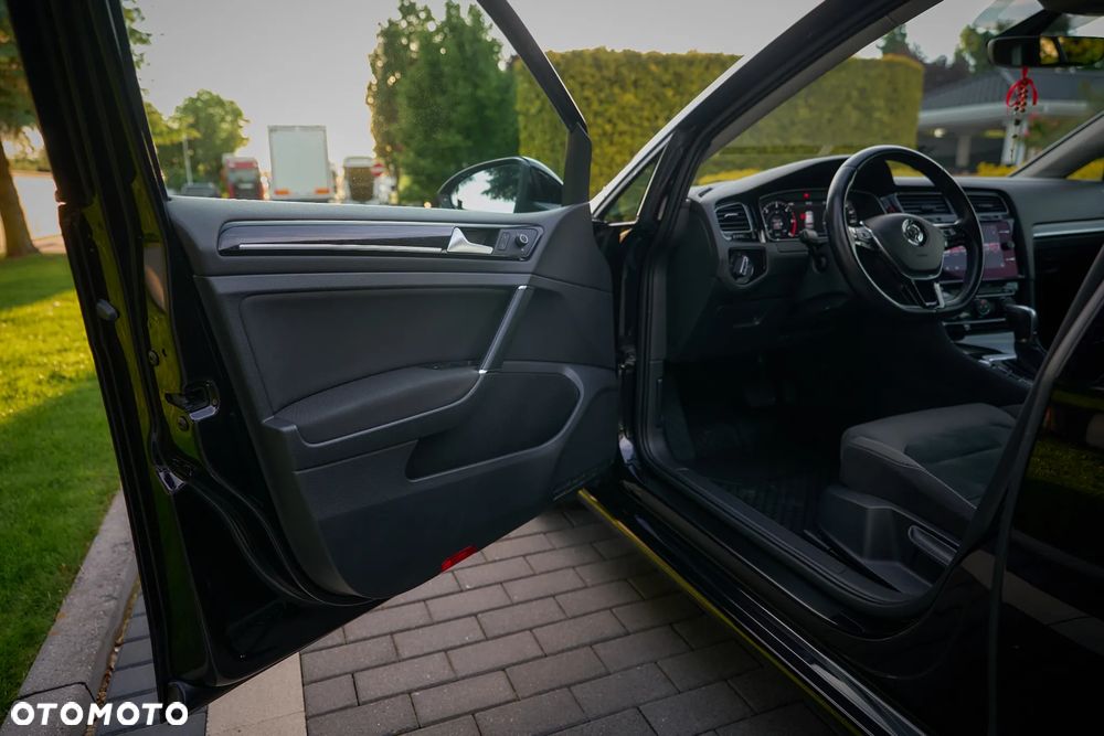 Volkswagen Golf 2.0 TDI BMT Highline DSG - 17