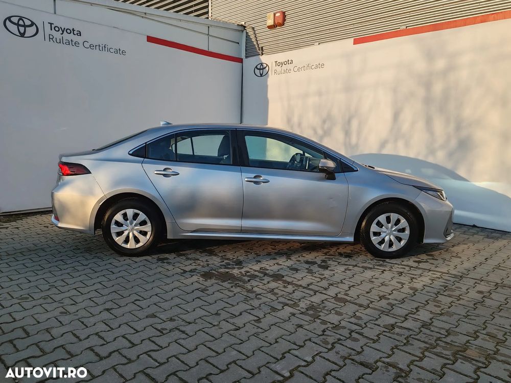 Toyota Corolla 1.8 HSD Business - 4