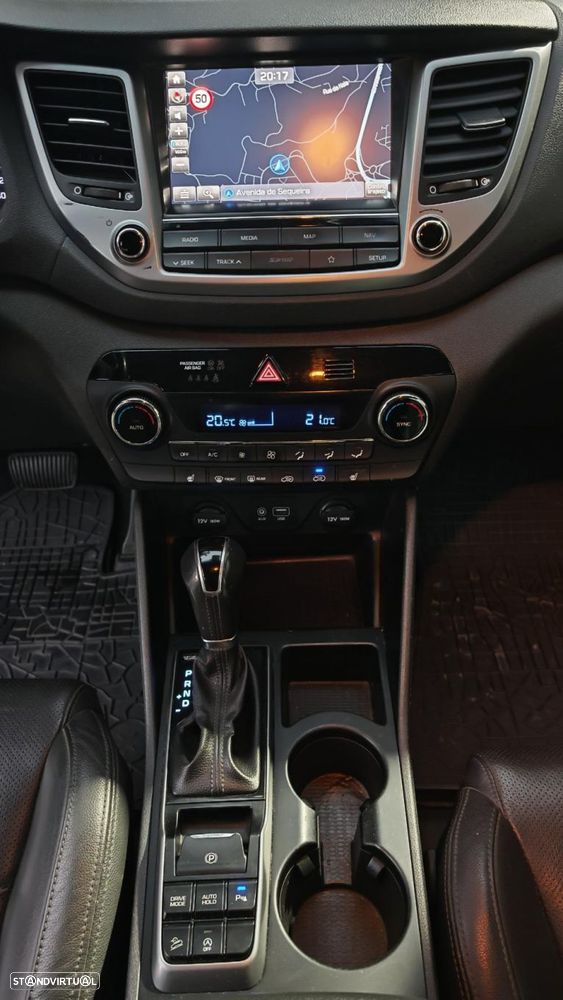 Hyundai Tucson 1.7 CRDi Premium DCT - 13