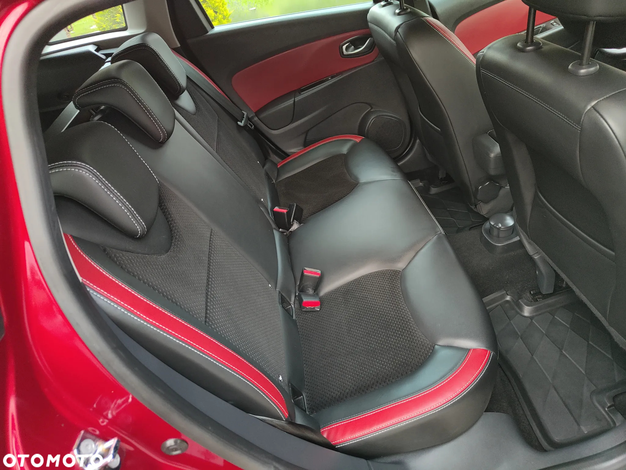 Renault Clio Grandtour Energy TCe 120 INTENS - 25