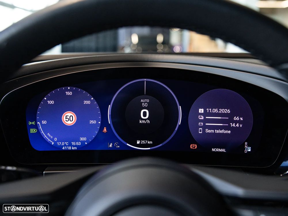 Porsche Macan Electric - 18